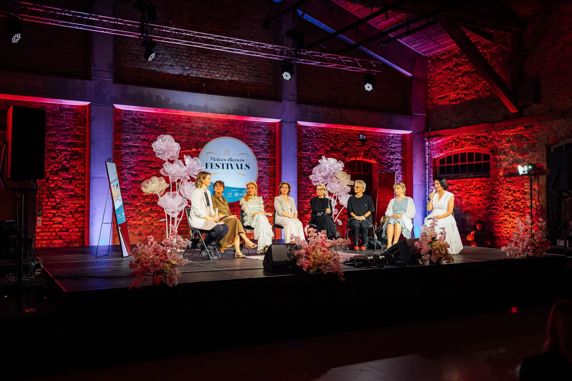 Mātes dienas festivals