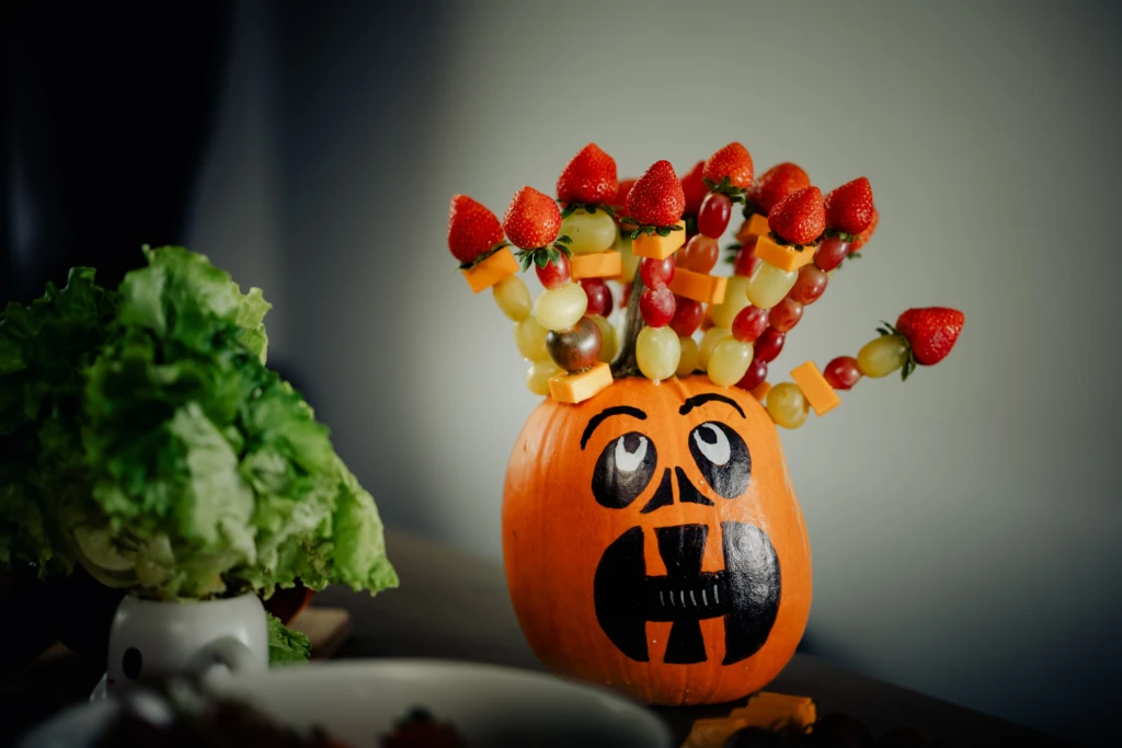 Dekorēšanas padomi Halovīna galdam.