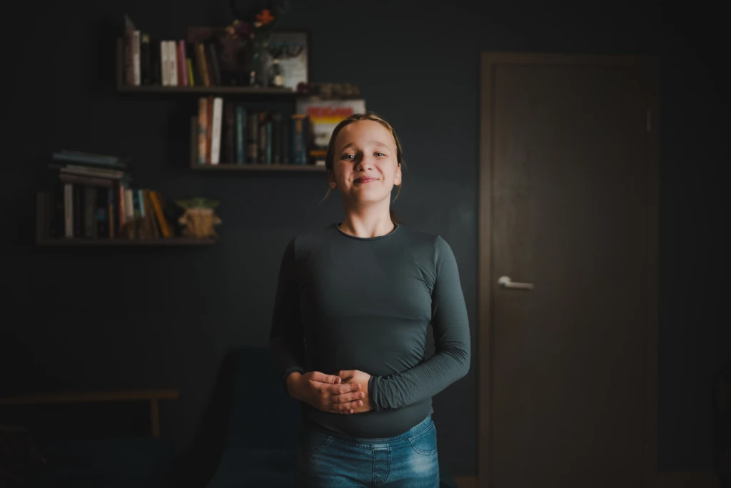 Ja ir vēdera pūšanās, sāpes kuņģī, gremošanas vai elpošanas traucējumi.