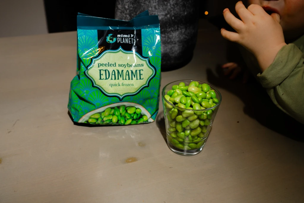 Lobītās edamame jeb sojas pupiņas (Rimi Planet)