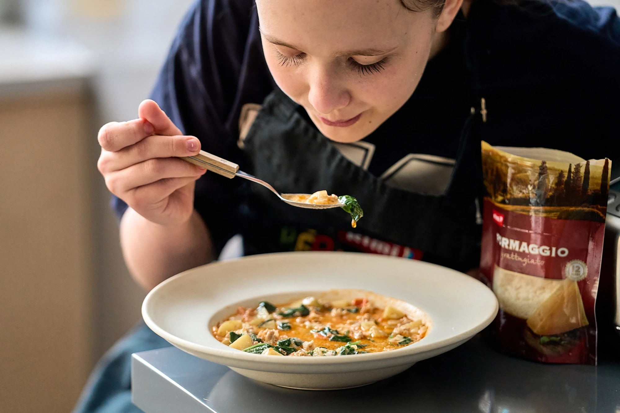 Krēmīgā itāļu desas zupa ar spinātiem