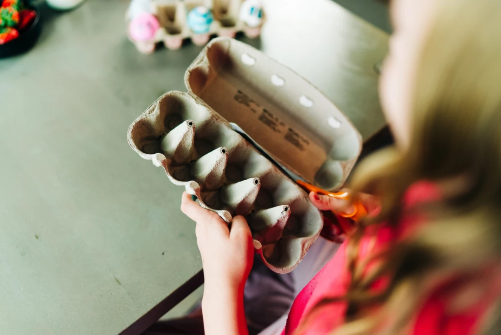 Pirātu kuģis no olu bretītēm.