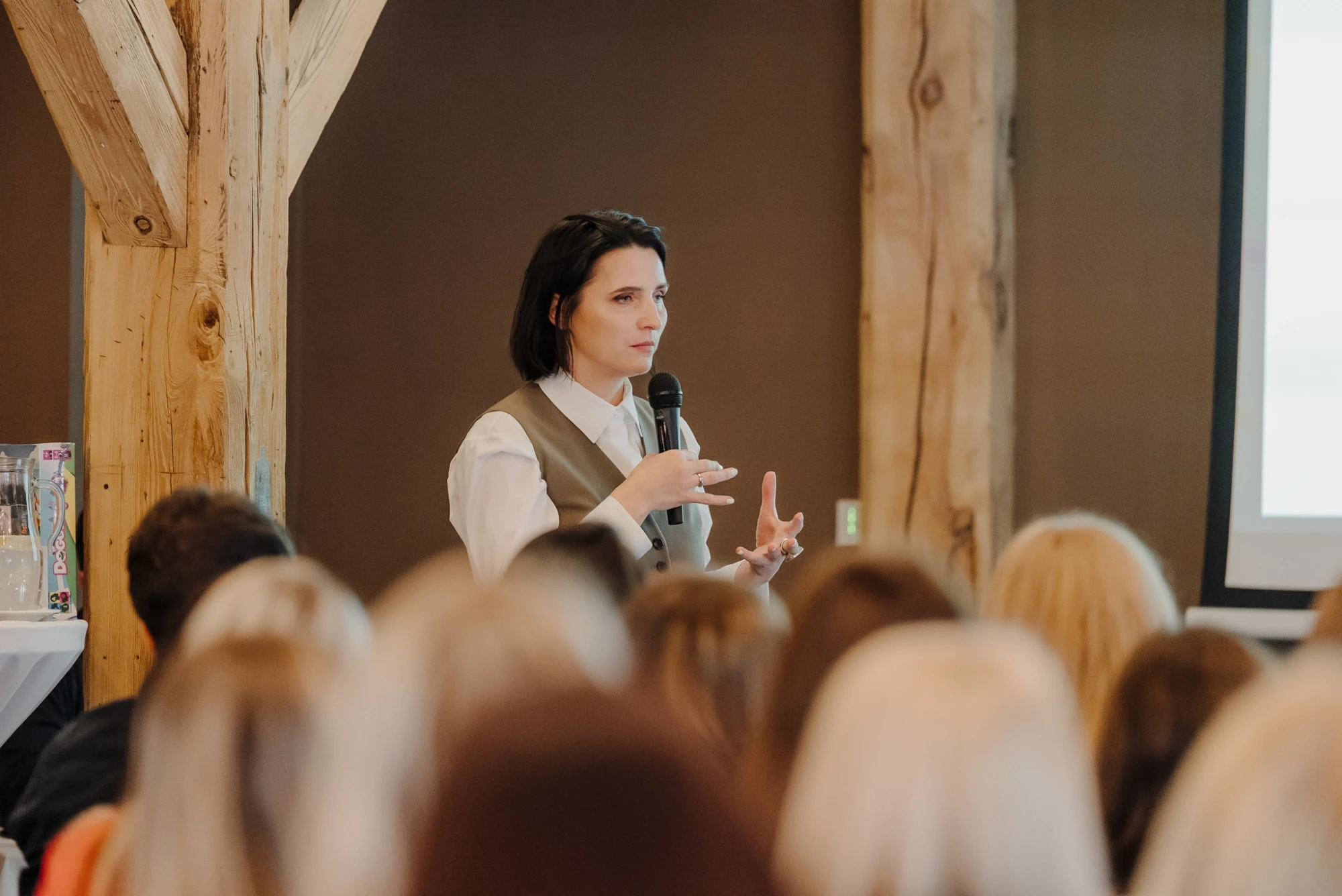 15. aprīlī Rīgā notiks pirmā vecāku un skolu sadarbībai veltītā konference “Pamats”. Uzzini vairāk, kā stiprināt ģimenes un skolas saikni!